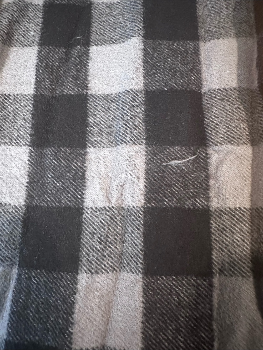 Men's Gray & Black Buffalo Check Scarf - Picture 4 of 4